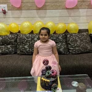 Meet your Posher, Anu